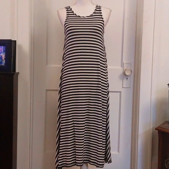 Premise Dresses & Skirts - Black and white striped dress with buttons on back